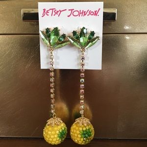 NWT BETSEY JOHNSON PINEAPPLE LINEAR EARRINGS